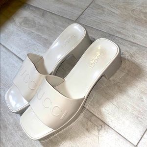 Gucci women slides